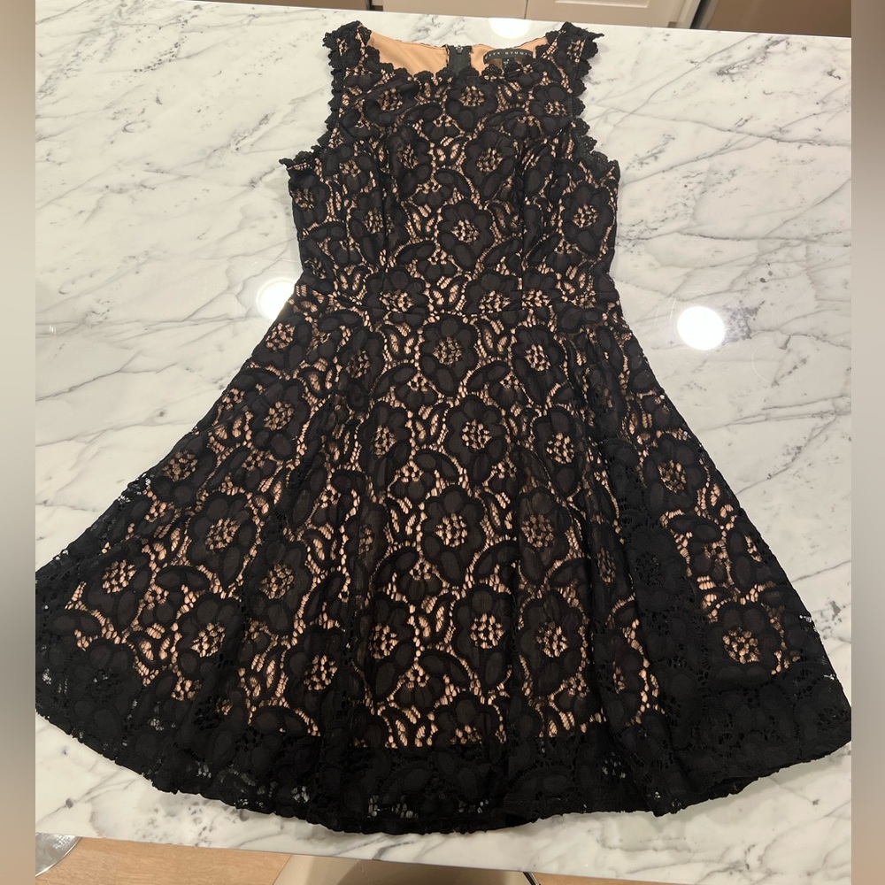 Sleeveless Lace Dress
